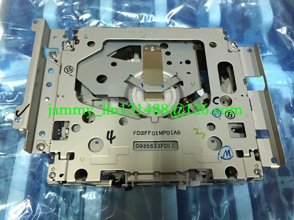 Реальная Новинка модель автомобиля Pioner одинарный CD-диск фотосессия CXX1480