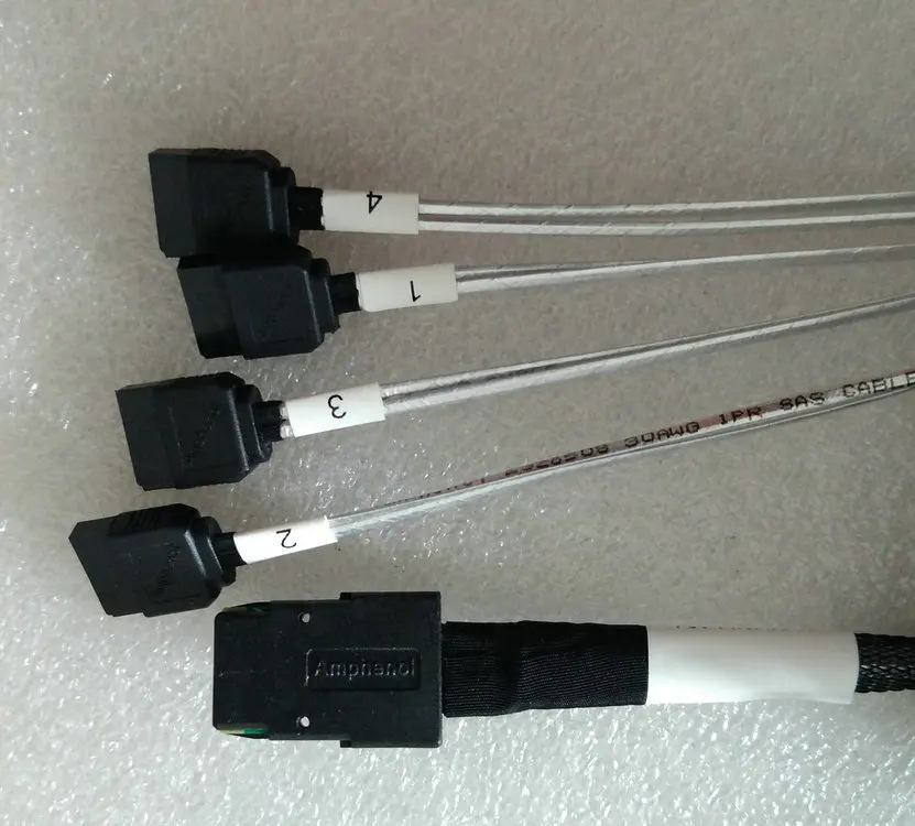 RaidStorage Amphenol RMS36-2696 REV AX1 Дата производства: новейший SFF8087 в SATAx4 MiniSAS 6 ГБ/сек. RAID