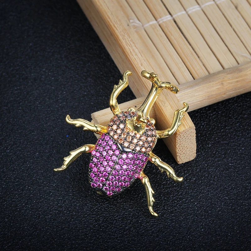 Europe Style Tianniu Insect Pendant Necklaces New Design Alloy Jewelry Crystal Zircon Necklace for Women Men | Украшения и