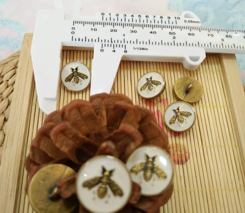 Оптом 10 штук New bee металлические бронзового капельного масла, пиджак, рубашка, свитер пуговицы пальто кнопка 1,4 см 14 мм