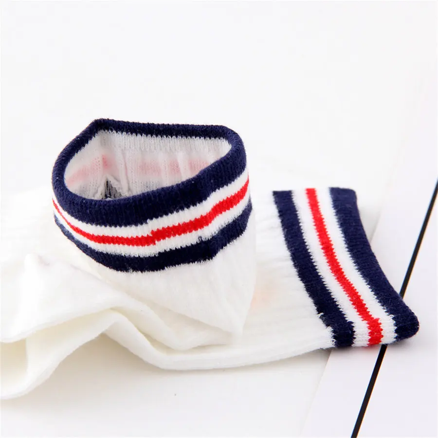 Модные Мультяшные жаккардовые носки с фламинго женские белые милые вышивкой в