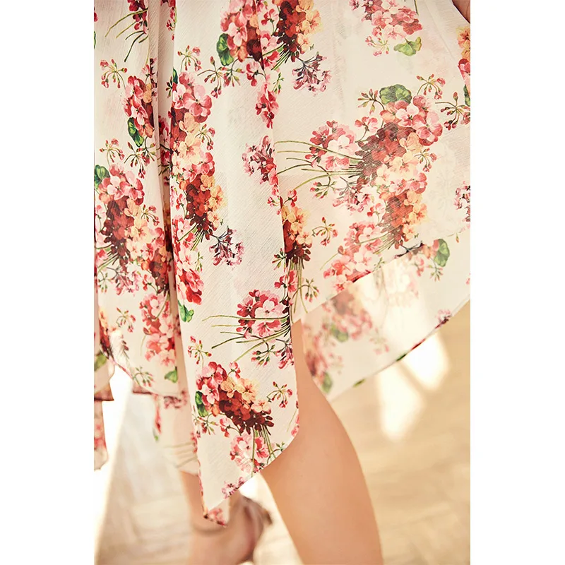 Женское платье с цветочным принтом ARTKA разноцветное асимметричное V образным