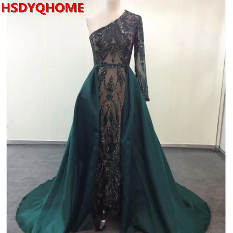 Вечернее платье с отстегивающейся юбкой зеленое длинное в стиле саудовской