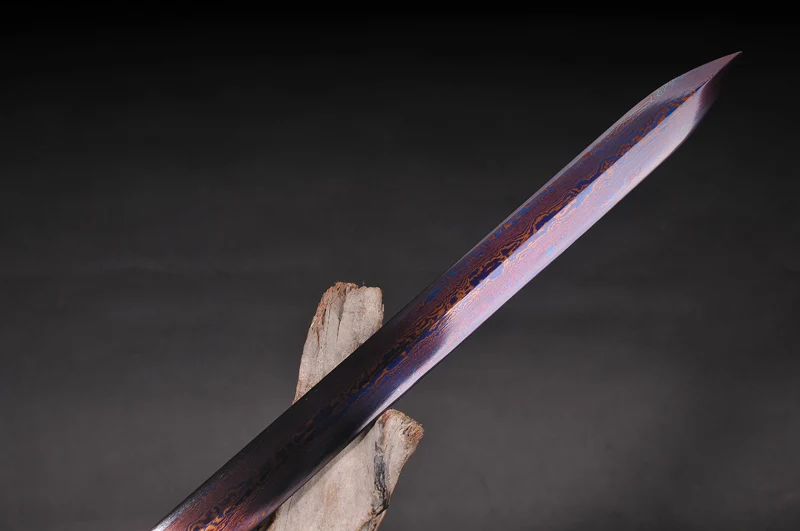 Китайский меч династии Хань с голубым лезвием полностью ручной работы дамасский