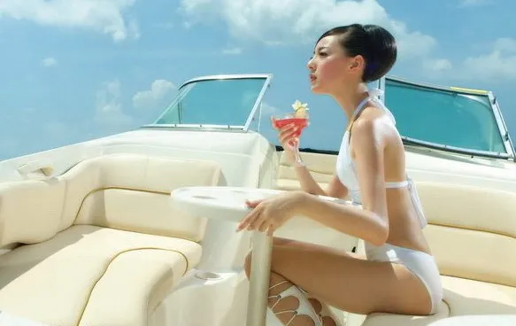 Женский купальный костюм с открытой спиной Одноцветный для пляжа Япония и Южная