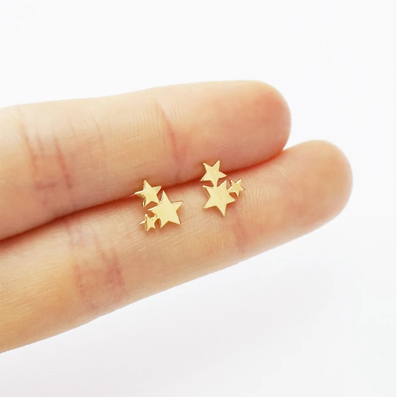 

Fashion Stud Earrings for Women Girl Feamale Mixed 8 Style Star Dinosaur Crown Love Heart Rose Flowers Leaf Earring Jewelry Gift
