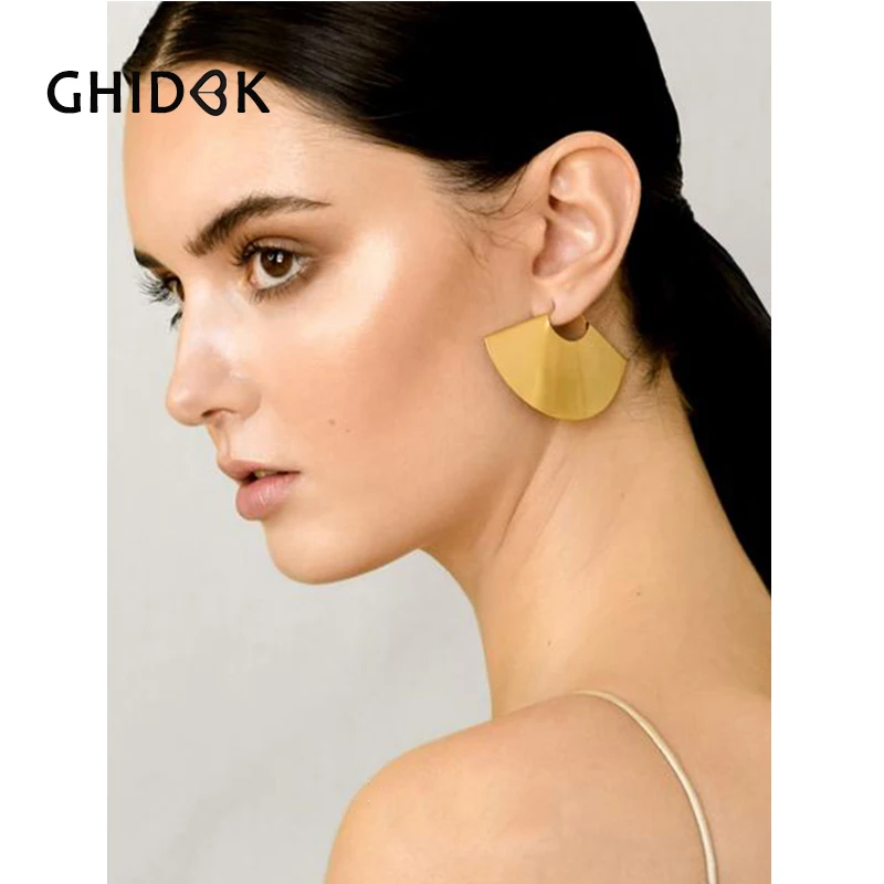 GHIDBK Золотые Большие серьги в форме веера для женщин минималистичные