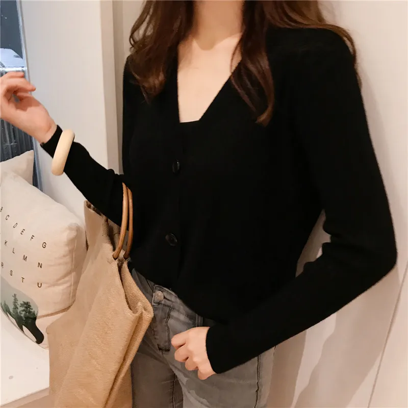 

2019 sweater women's Single-breasted knitted coat long-sleeved V-neck solid color short cardigan wild autumn winter coat cc250
