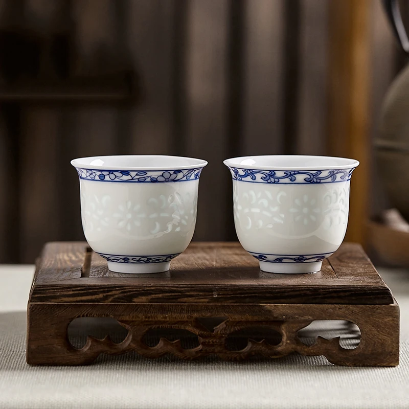 

80ml Jingdezhen Hollow Porcelain Teacup Office Tea Ceremony Teaware Home Drinkware Master Sake Small Bowl Puer Cups Tea Cup Gift