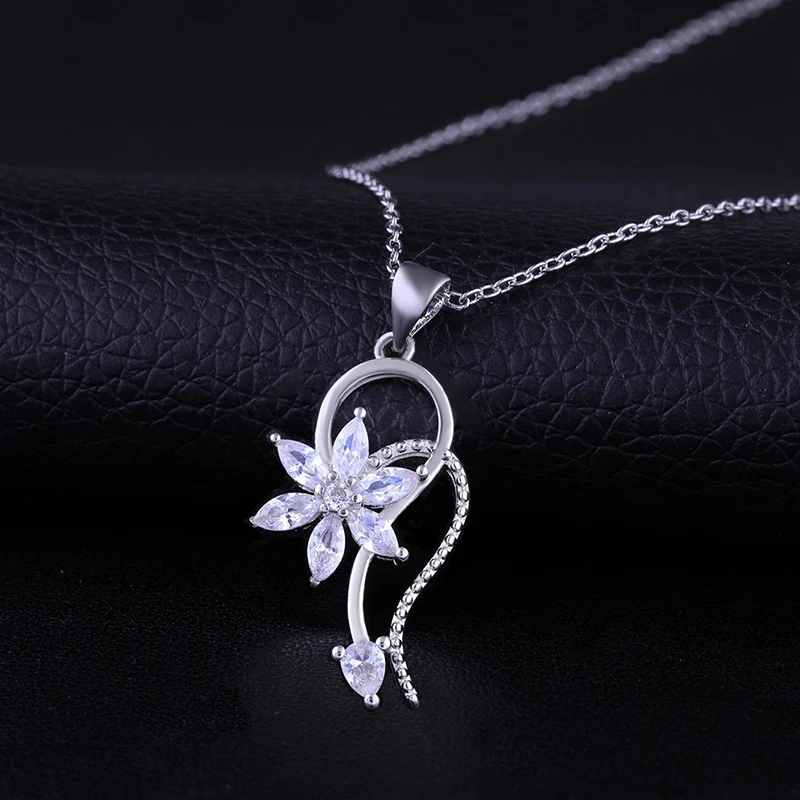 

Wholesale 5Pcs/Lot AAA Cubic Zirconia Gold Silver Color Flower Charms Necklaces Pendant For Woman Jewelry DIY Accessories