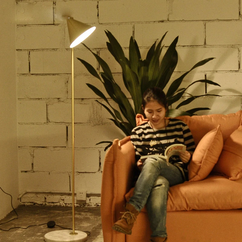 Простая новая американская Регулируемая Напольная Лампа для гостиной спальни