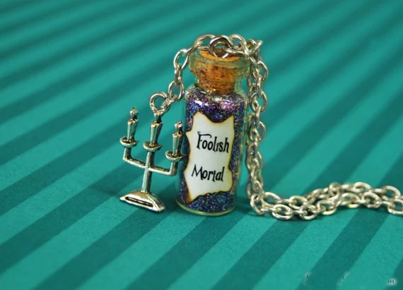 12 шт./лот особняк с привидениями глупое волшебное ожерелье подвеской канделябры