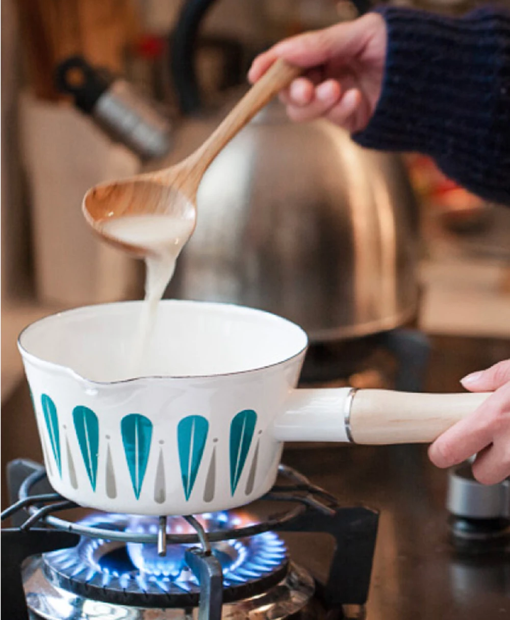 

Milk pot Japanese Style Leaf Single Handle Enamel Thickening Baby Food Supplement Pot Household Milk Pot Small Soup Pot