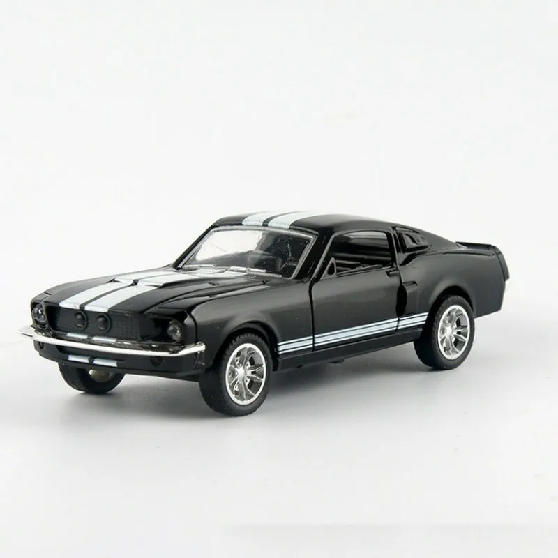 Модель автомобиля из сплава 1:32 модель Ford Mustang 2 открывающихся двери литая