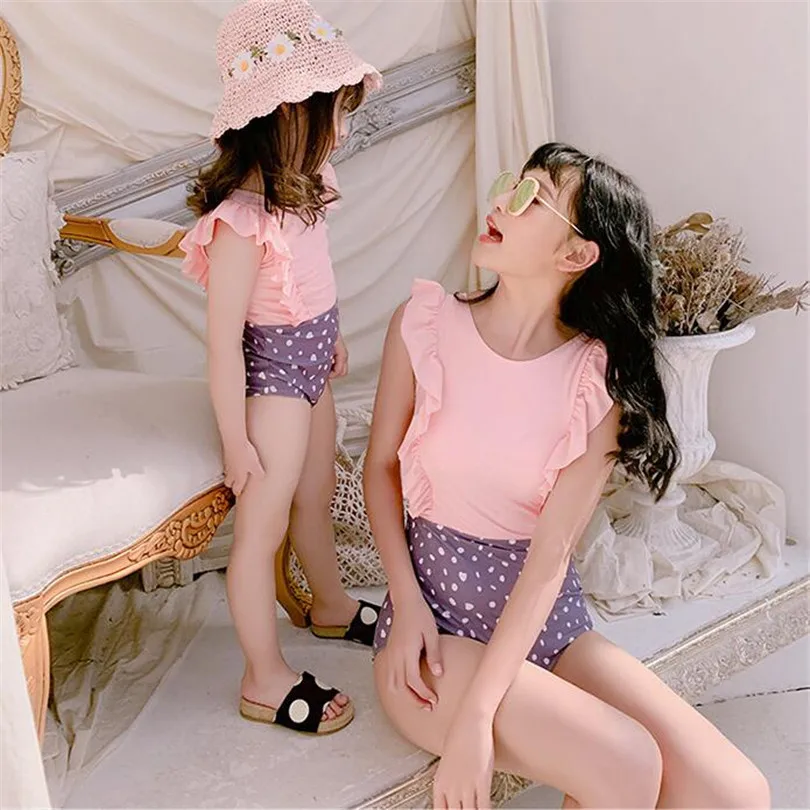 Семейный костюм для мамы и дочки сочетающийся купальник семейные купальники с