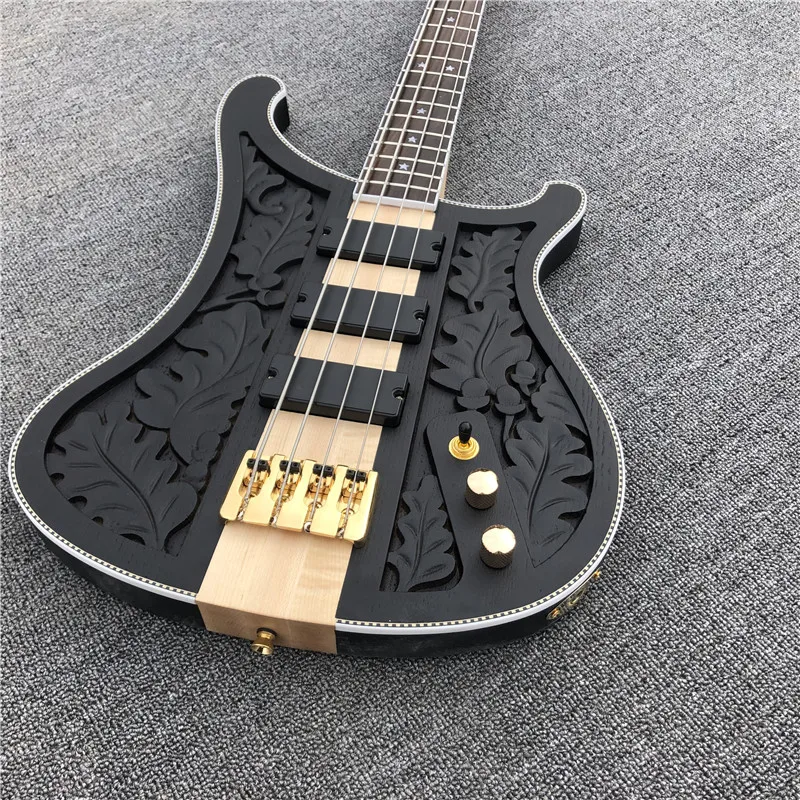 Kaiyun завод настраивает Rickenback 4-string all-body bass гравированные гитары. Золотое изделие. Корпус черного цвета. Черный пикап