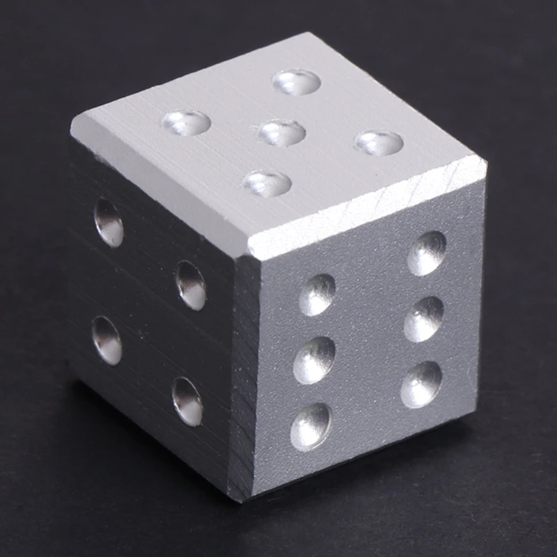 

Gold Silver Aluminum Metal Dice Club Bar Drinking Playing Game Tool 16X16X16mm