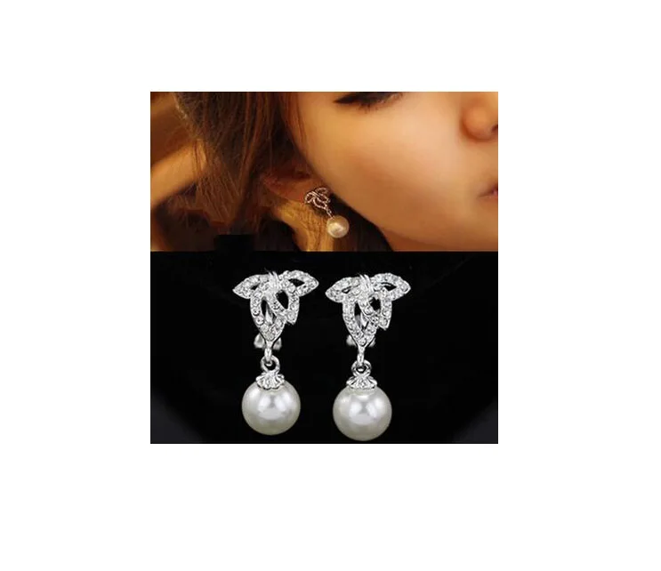 

GRACE JUN New Simulated Pearl Rinestone Star Crown Butterfly Bowknot Clip on Earrings No Pierced for Girl's Charm Ear Clip Gift