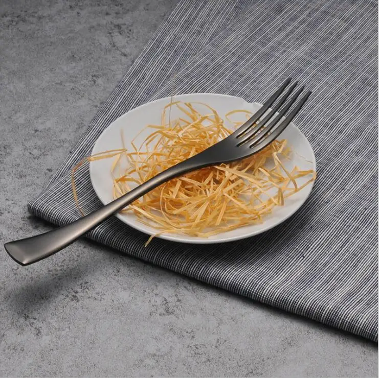 03 Dinner fork Черный набор столовых приборов, высокое качество, нержавеющая сталь, Западная пищевая посуда, вилка, нож для стейка, столовая посуда - Цвет: 03 Dinner fork