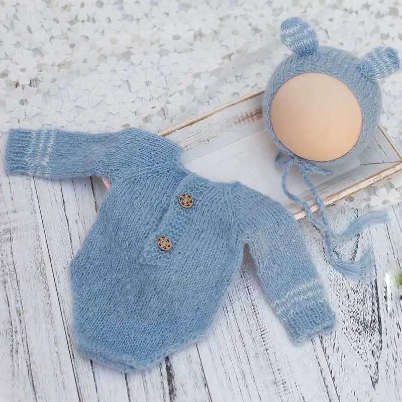 Newborn Baby Mickey hat+clothes Photography props infant Lovely handmade crochet 2pcs suit studio clothing |