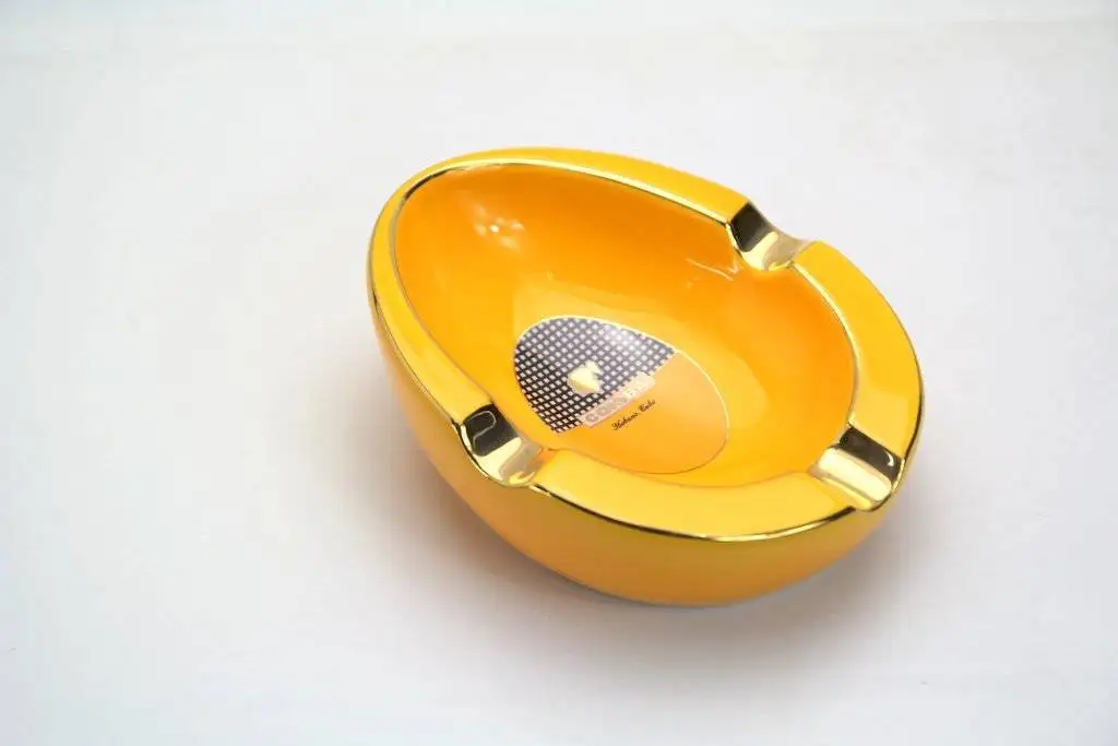 

COHIBA ceramic Cigar ashtray Yellow Men's Gadget Cigar Accessories With Gift Box AS-410