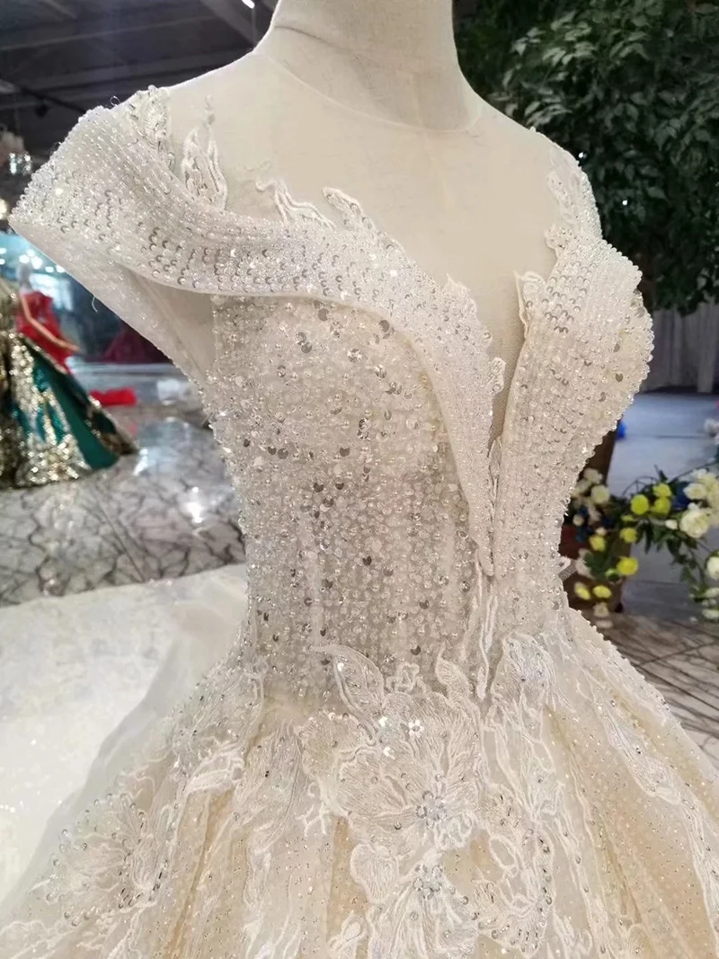 LSS321 свадебное платье с рукавами крылышками и стразами со съемным длинным шлейфом