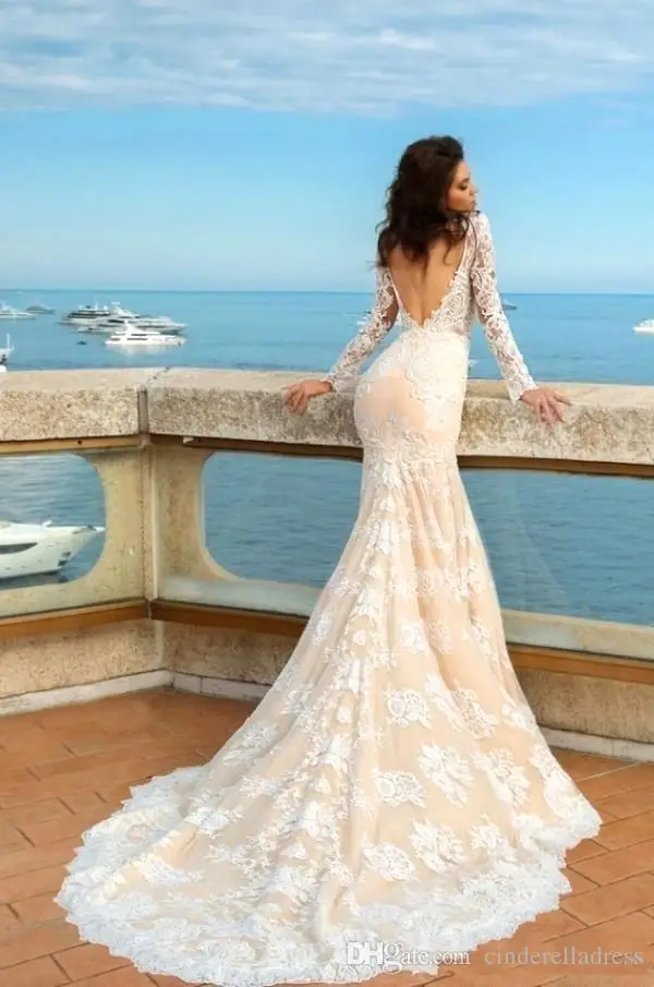 2018 Champagne Lace Wedding Dresses Long Sleeves Boho Elegant Backless Fitted Sweetheart Bridal Gowns with Sweep Train | Свадьбы и
