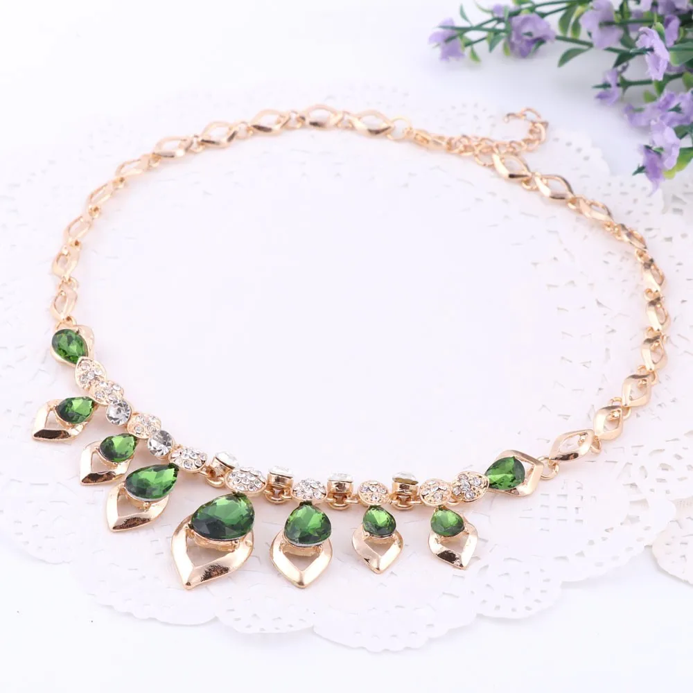 Комплект из колье серёг и кольца с кристаллами|african beads jewelry set|beaded setearrings ring set |