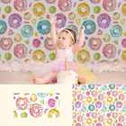 Тематический фон для фотосъемки новорожденных с изображением пончиков для детского дня рождения