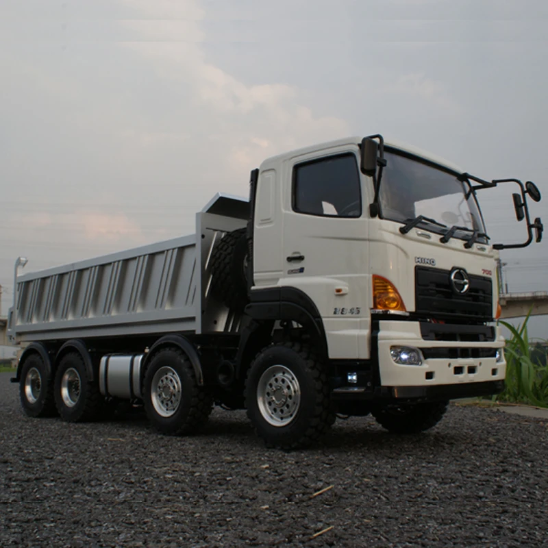 1/14 грузовиков Hino700 полный привод 8X8 гидравлический самосвал с высоким крутящим