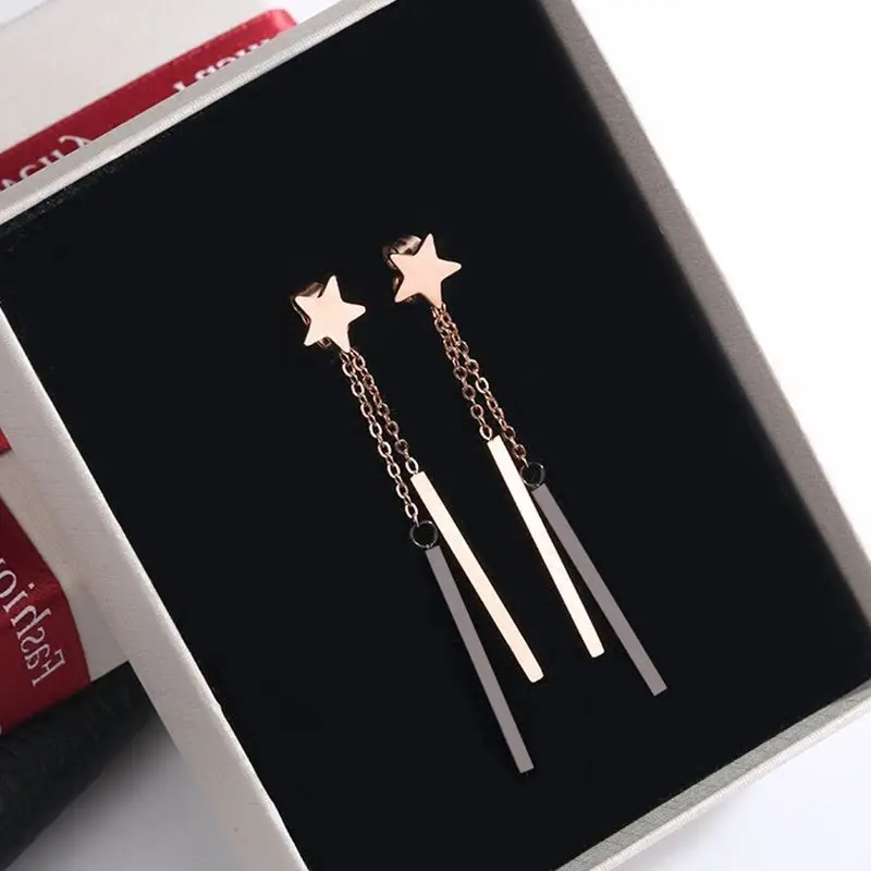 5-звездочные серьги-гвоздики из титановой стали с длинной кисточкой |