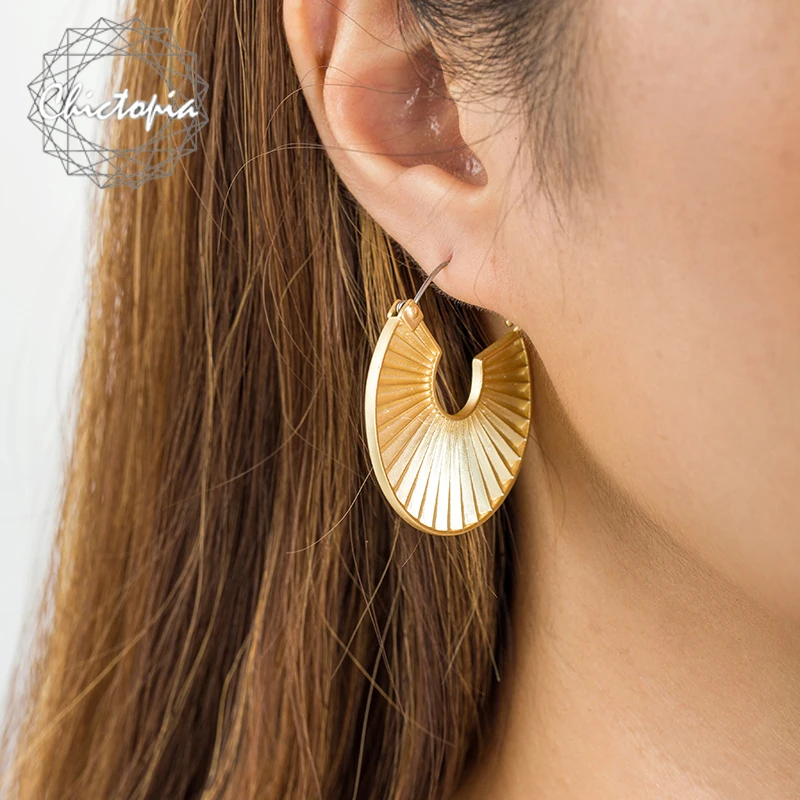 Spellbound себе новый круг Винтаж золото матовое покрытие серьги для Для женщин Мода