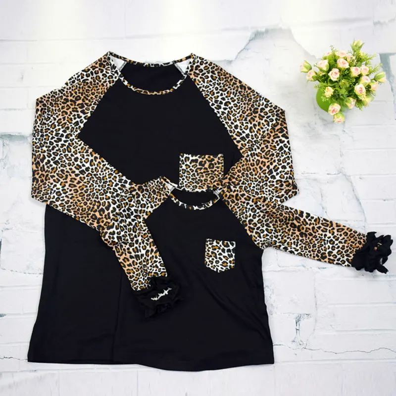 MVUPP/Одинаковая одежда для всей семьи леопардовая Повседневная футболка с