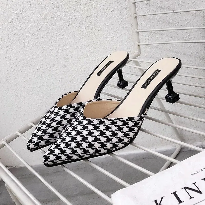 Black white plaid Bailehou/женские тапочки; сандалии на среднем каблуке; летние шлепанцы без задника; модные тапочки; брендовые клетчатые туфли; женская повседневная обувь; уличные тапочки - Цвет: Black white plaid