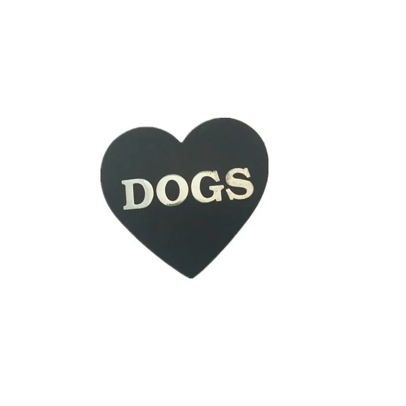 

Low price heart lapel hot sale love pin badge k200395