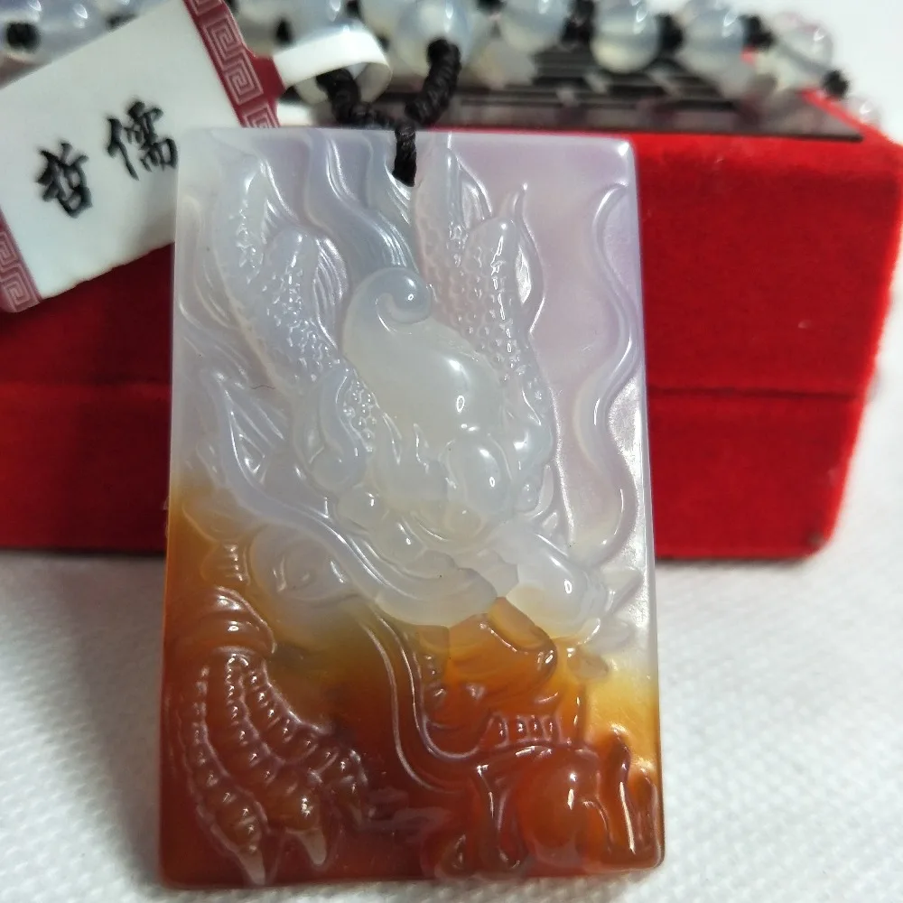 

Zheru Jewelry Pure Natural Agate Two-Color Dragon Pendant White Chalcedony Bead Necklace A Class A National Certificate