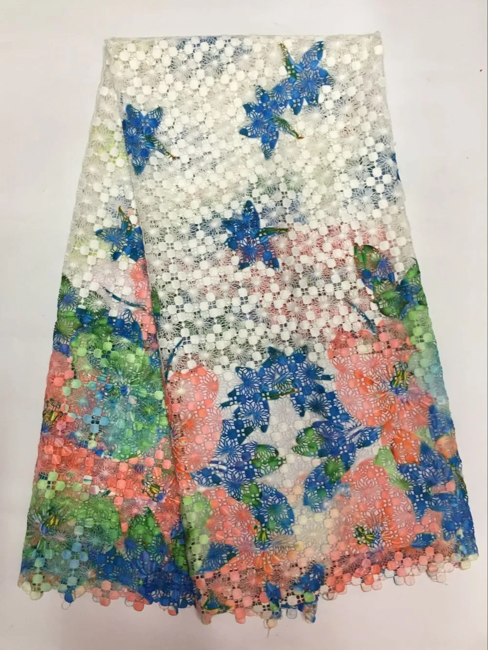 Бесплатная доставка африканская гипюровая кружевная ткань 2016 разноцветная