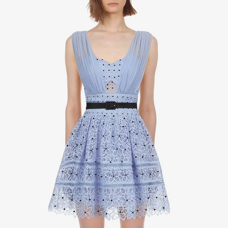 Новинка 2020 Стильное женское кружевное платье с прострочкой мини без рукавов