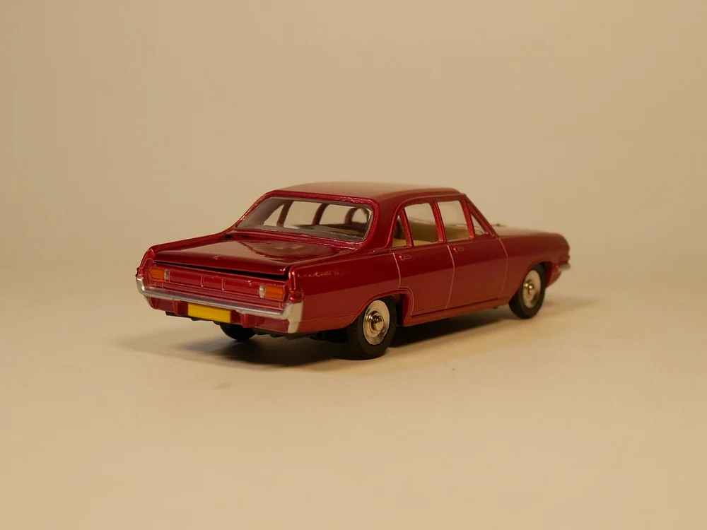 Dinky игрушки 1:43 OPEL адмирал антикварные модели бутик из сплава для детей Детские