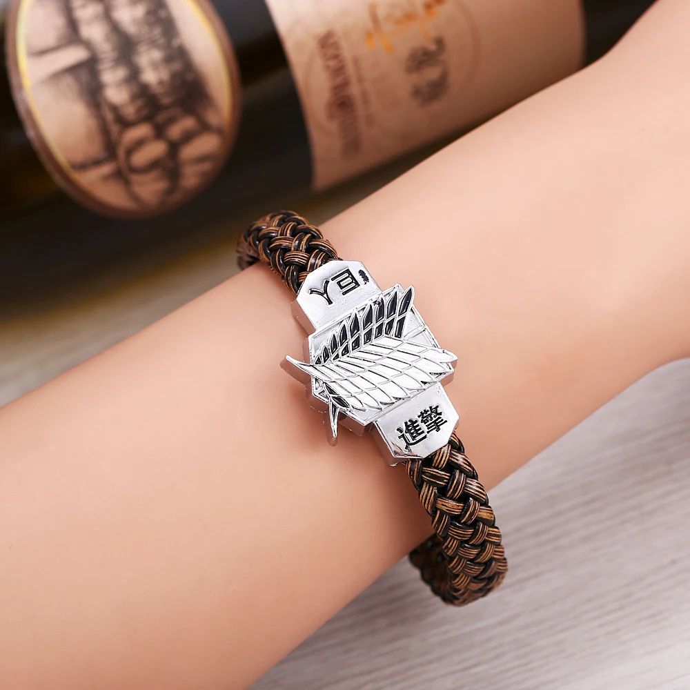 Mengtuyi Attack on Titan Recon Corps logo Charm Bracelets Feather Pattern Alloy Bangle Weave Chain | Украшения и аксессуары