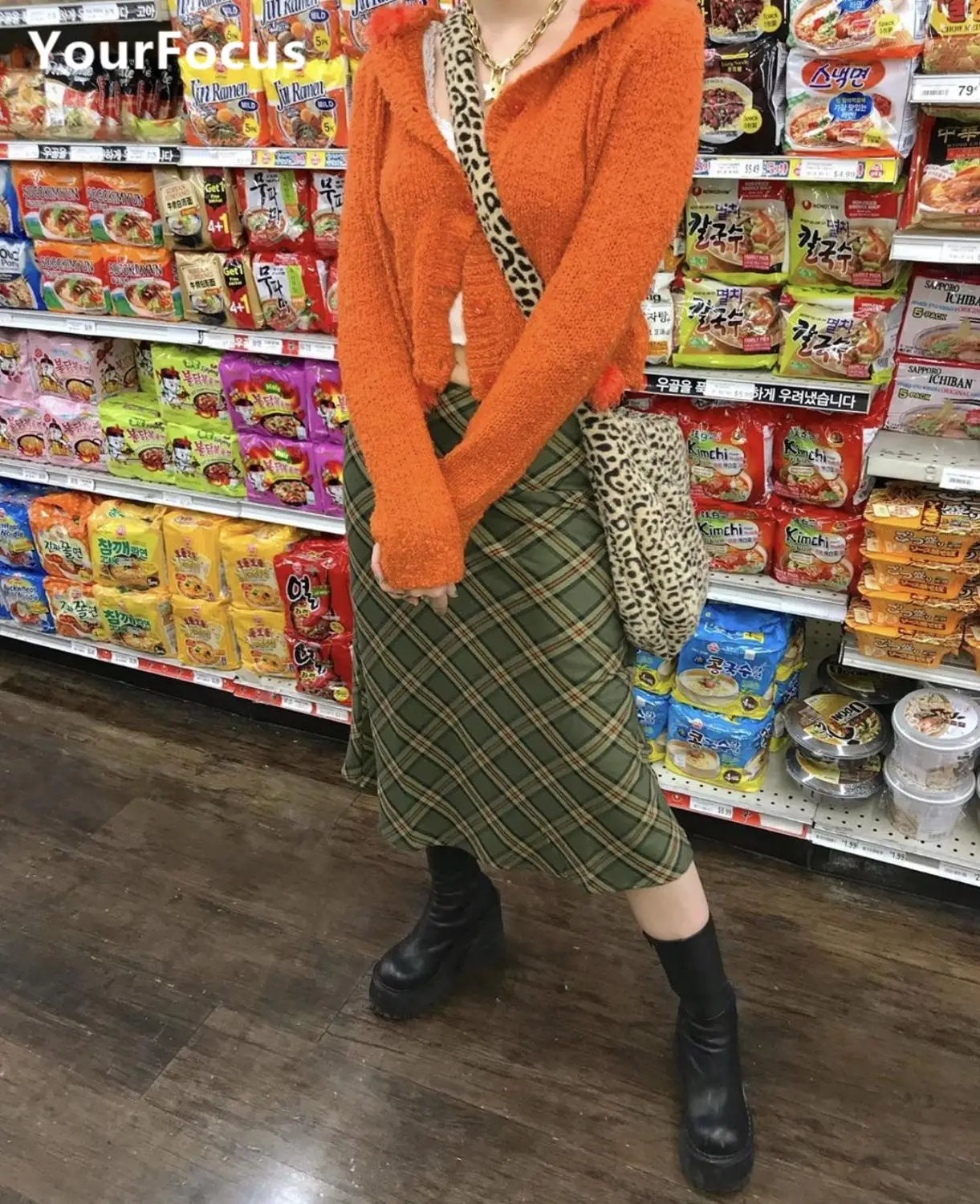 Винтажная зеленая клетчатая длинная юбка в стиле ретро старой школы до середины