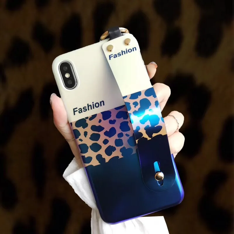 Мягкий чехол с ремешком на запястье для iphone XR XS max X Doraemon iPhone 8plus 7 7plus 6 6S 6p милый
