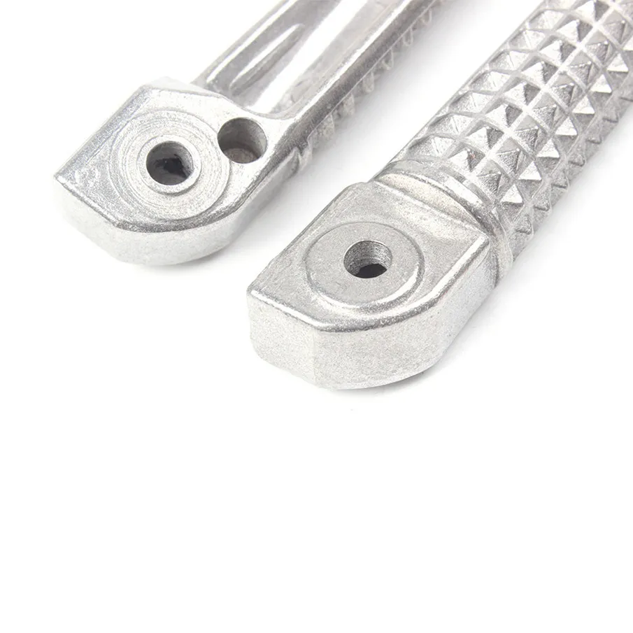 

Front Foot Peg Footrest Silver For Yamaha YZF R1 2002 -2009 2010 2012 / R6 2003 2004 2005-2011 Motor Accessories