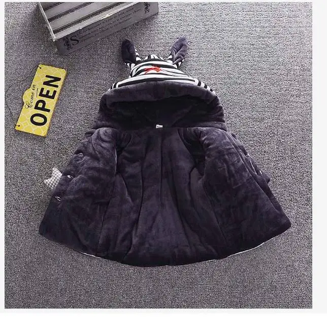 

Children's striped cartoon cotton-padded jacket