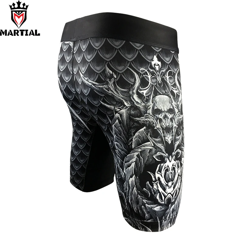 Боевой стиль: новое поступление компрессионные шорты с принтом для бега |