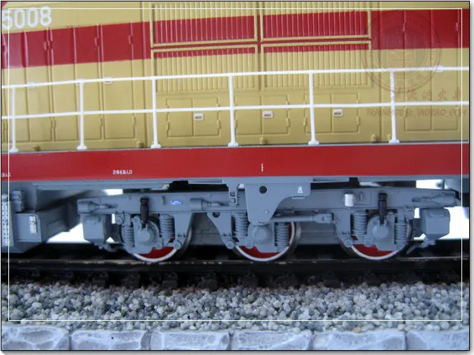 1/48 шкала медный китайский Dongfeng 7 г дизельный локомотив модель орбитальный