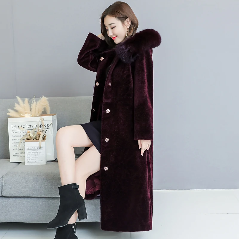 Зимнее пальто из искусственного меха для женщин с капюшоном лисьим воротником