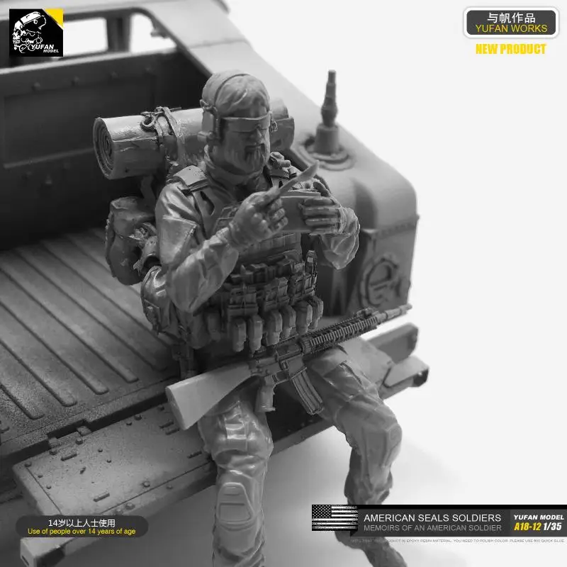 1/35 американские морские уплотнения отдых мука Смола солдатская модель A18-12 |