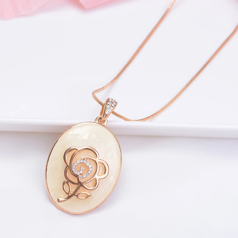 SUKI винтажное цветочное ювелирное изделие большой овальный камень подвеска