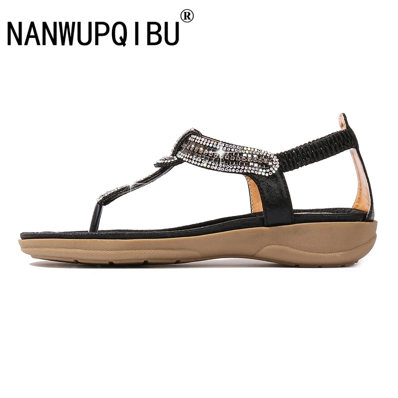 Сандалии на танкетке с кристаллами Новинка лета 2019 Пляжная удобная модная обувь